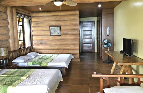 Talisay Hotel | Campuestohan Highland Resort