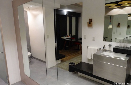 Puerto Princesa City Centre Hotel | Canvas Boutique Hotel
