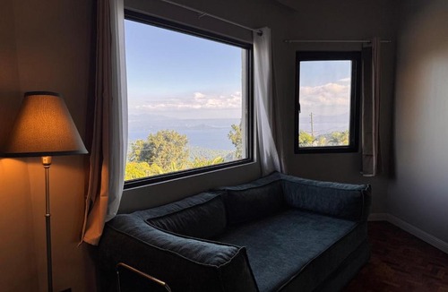 Silang Junction South House | Casa Alegre - Stunning Taal View with Rooftop Deck Family House