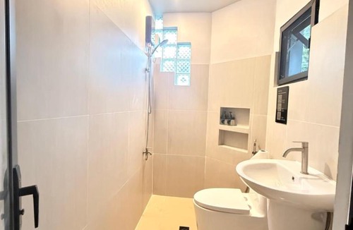 Silang Junction South House | Casa Alegre - Stunning Taal View with Rooftop Deck Family House