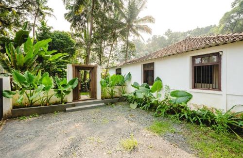 Mangeshi Villa | Casa Camotim