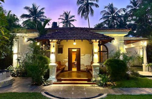 Candolim Villa | Casa Maya - 2 Bedroom Portuguese Villa with Private Pool