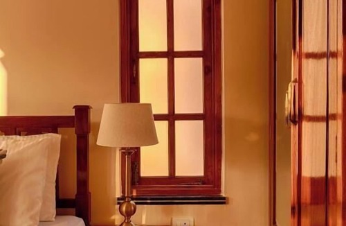 Pilerne Hotel | Casa Riana