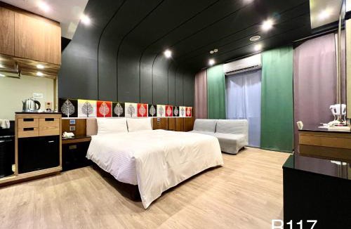East District Hotel | Catwalk Motel -Tainan