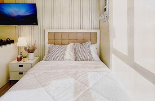 Cebu Apartment | Cebu IT Park Avida Riala T4 City Scape