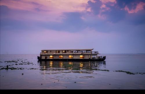 Alappuzha Boat Rental | Cee Pee Houseboats