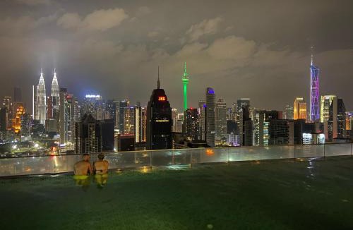 Chow Kit Hostel | Celestial Heights Hostel featuring Infinity Skypool