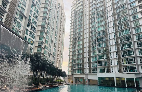 Bandar Tun Razak Condo | Central Residence - Free Gym Pool