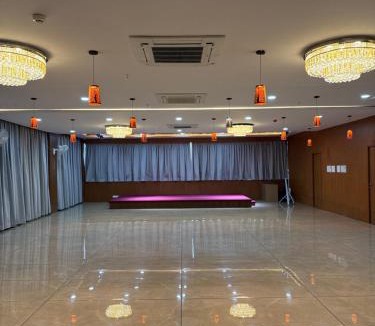 Palsana Hotel | Chamunda Hotel
