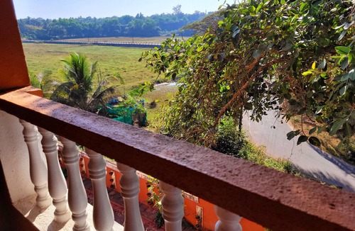Varca Apartment | Charming 1-bedroom apartment with WiFi, AC in vibrant Goa