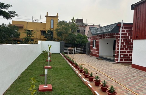 Bhubaneshwar House | Charming 1-bedroom bungalow in serene Bhubaneswar with AC