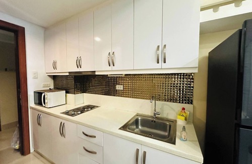 Barangay 76 Apartment | Charming 1-Bedroom Apartment in the Heart of Pasay City