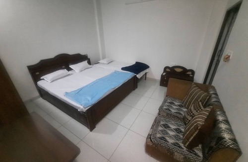 Ujjain House | Charming 2-bedroom house with WiFi, AC in awesome Ujjain