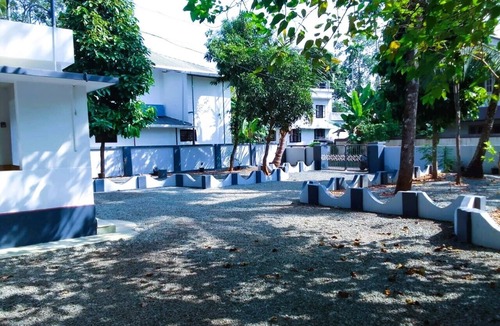 Alappuzha Villa | Charming 4-bedroom Layanila villa with WiFi, AC in serene Alappuzha