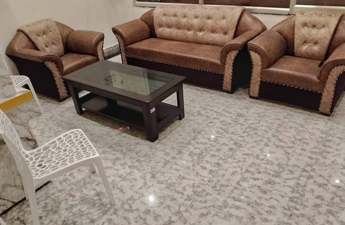 Sigra House | Charming 9-bedroom building with AC in vibrant Varanasi