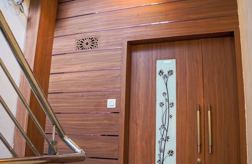 Varanasi Apartment | "Charming Banaras Retreat: Cozy 2-Bedroom Apartment in the Heart of Varanasi"