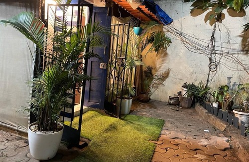 Pali Hill Cottage | Charming Independent Cottage at Carter road, Bandra, Mumbai
