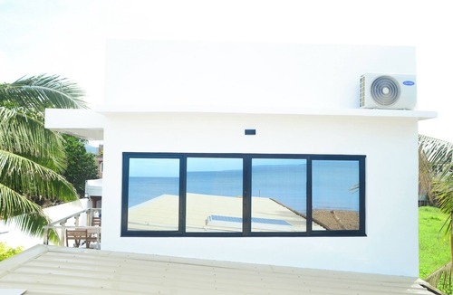 Naval Apartment | Charming Ocean View