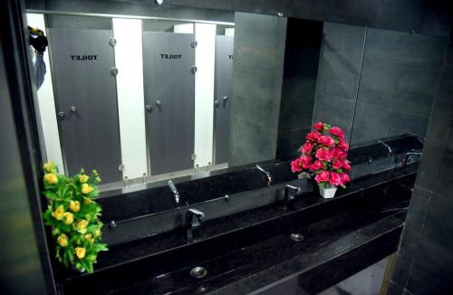Ahmedabad City Centre Hostel | Charyana Backpackers