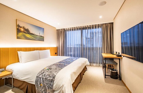 West District Hotel | CHECK inn SELECT Chiayi RenAi