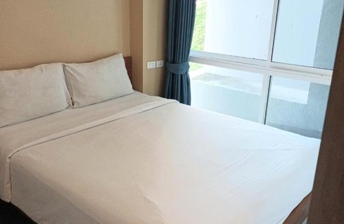 Chaweng City Center Hotel | Cheeky Monkey's Samui