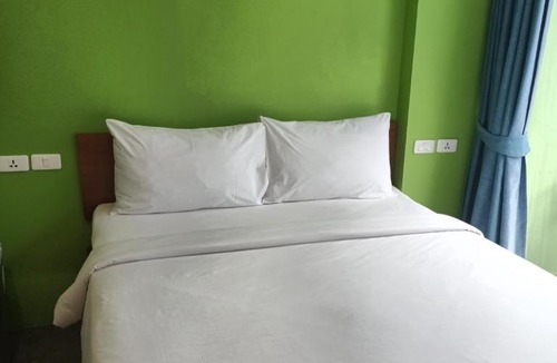 Chaweng City Center Hotel | Cheeky Monkey's Samui