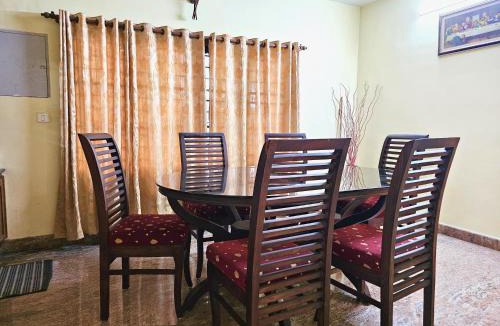 Vypin House | Cherai Vacation Home