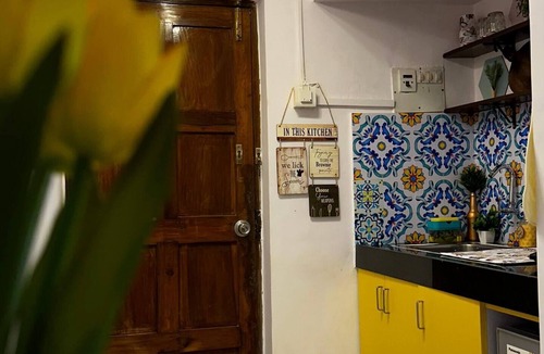 Saunta Vaddo Apartment | Chic Studio+Pool+2mins-Baga Lanenn