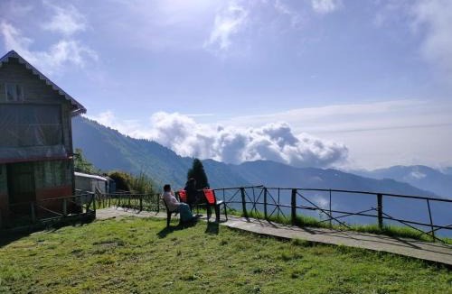 Kurseong Ski Chalet | Chimney Farmstay