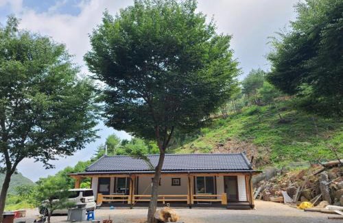 Yeongwol House | Choi Yeonggol BNB