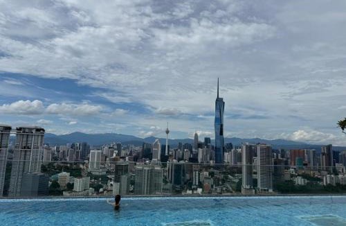 Brickfields Apartment | City Studio Gem with KLCC views!