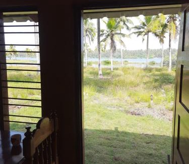Chirayinkil House | Clara homestay