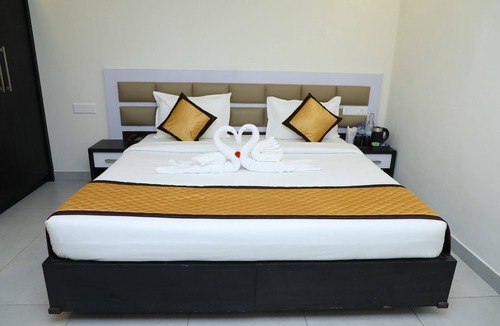 Sirkazhi Hotel | Clarks Inn Express Sirkazhi