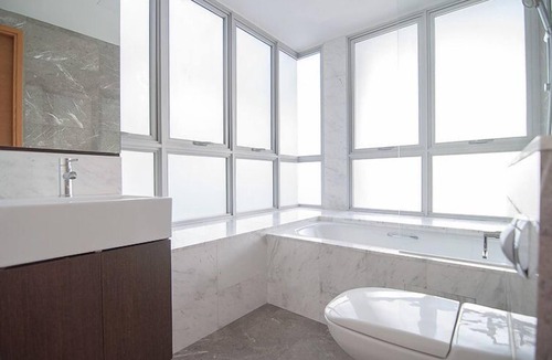 Queenstown Apartment | CLASSIC 1BR in VIVA VISTA, SINGAPORE