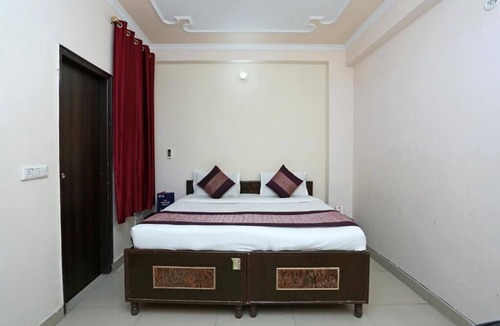 Mahipalpur Hotel | Classic Triple Room 2 - Hotel Ramida Suites At Delhi Airportnn