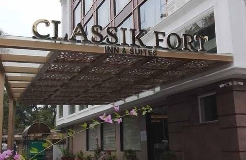 Maradu Hotel | Classik Fort Inn and Suites