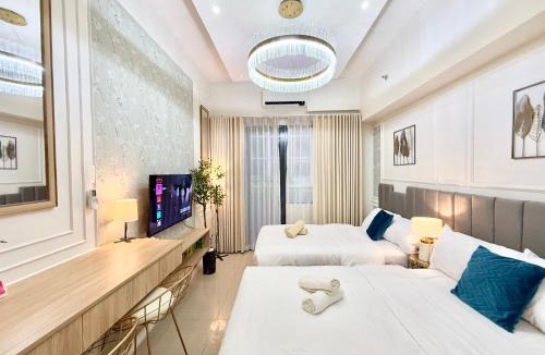 Barangay 76 Apartment | ClaySky Staycation at Shore 2 Residences Tower 2 near Mall of Asia- Hotel Set Up in Amenity and Pool Level with Netflix, HBO Max & Youtube Premium