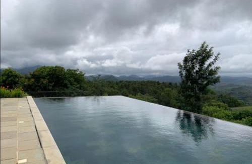 Mananthavady Bed & Breakfast | Clouds View Nature Resort