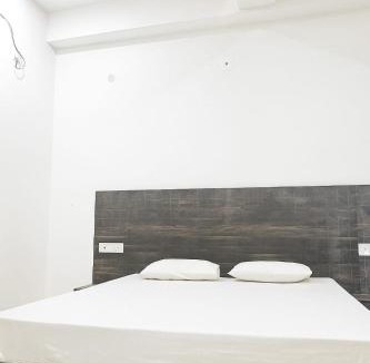 Bihar Sharif Hotel | Clover