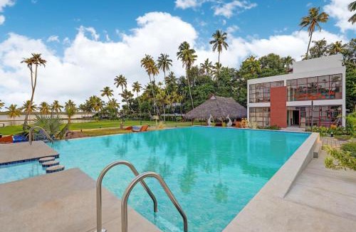 Kumbalam Resort | Club Mahindra Arookutty, Alleppey