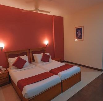 Tiruvalla Hotel | CLUB7 HOTEL