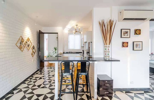 Nerul Apartment | Coastal Grandeur by Da Alohas