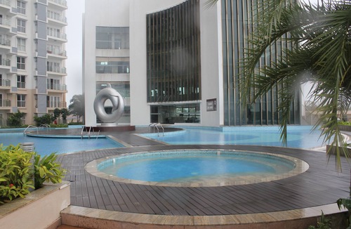 Kochi Apartment | Cochin Luxury Apartment Backwater facing 4 BRK Marine Drive