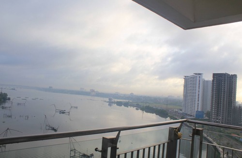 Kochi Apartment | Cochin Luxury Apartment Backwater facing 4 BRK Marine Drive