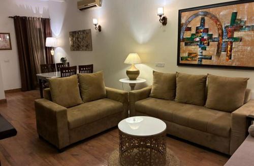 Bissar Akbarpur Apartment | Cocoa Bliss