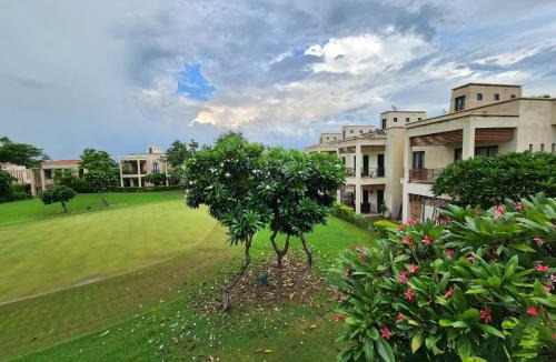 Bissar Akbarpur Apartment | Cocoa Bliss