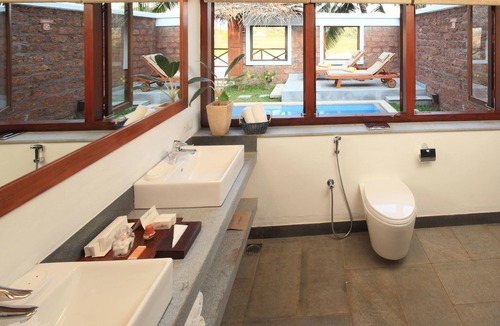 Kumarakom Hotel | Coconut Lagoon - Cgh Earth