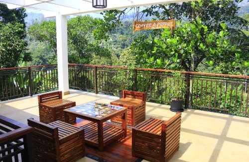 Pirmed House | Coffee and Pepper Plantation Homestay