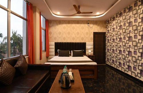 Madanpur Hotel | Collection O AIIMS Kolkata Tanishq Inn