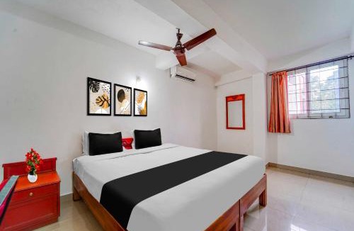 Arpookara Hotel | Collection O Kottayam Near Caritas Hospital